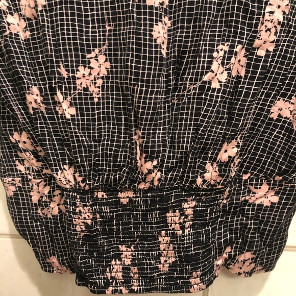 Cropped Button Top - Picture 5 of 5